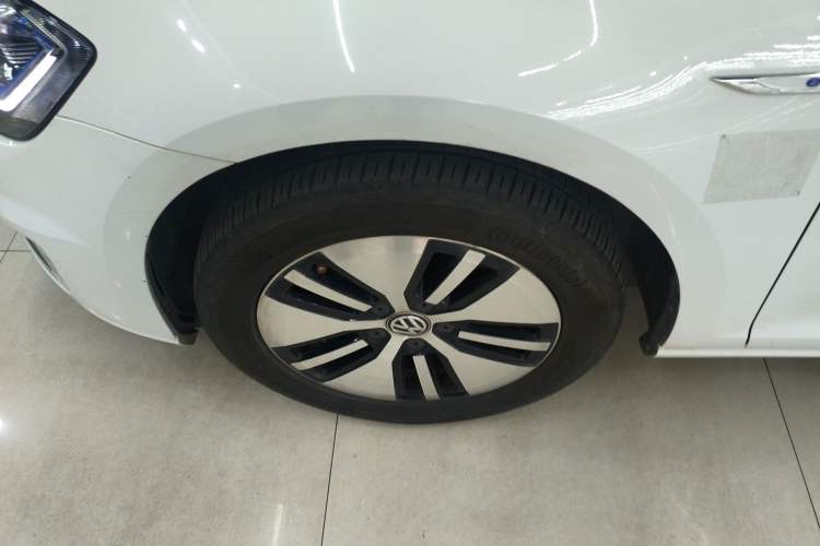 Used Volkswagen Golf Pure Electric 2020 Chari Left Front Wheel Hub