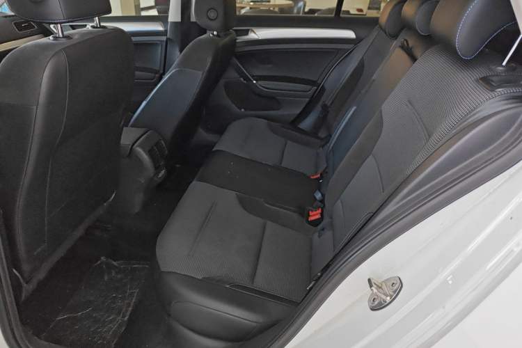 Used Volkswagen Golf Pure Electric 2020 Chari Left Rear Seat