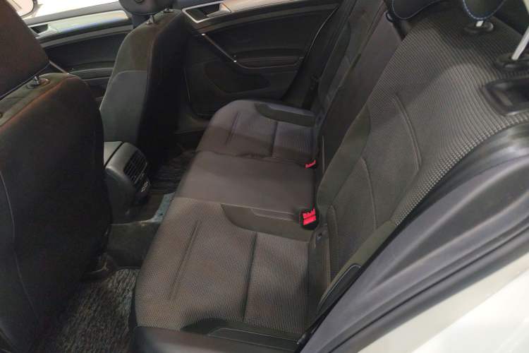 Used Volkswagen Golf Pure Electric 2020 Chari Left Rear Seat