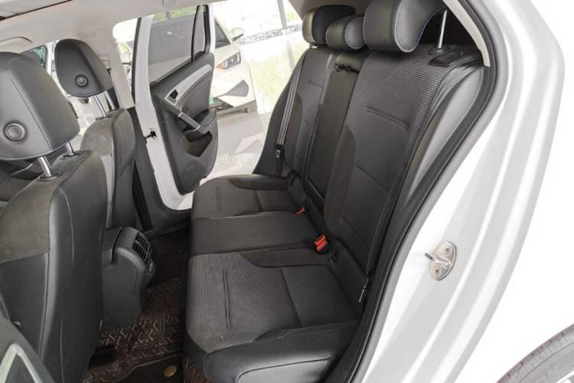 Used Volkswagen Golf Pure Electric 2020 Chari Left Rear Seat