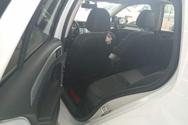Used Volkswagen Golf Pure Electric 2020 Chari Left Rear Seat