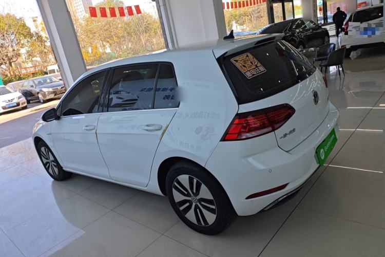 Used Volkswagen Golf Pure Electric 2020 Chari Left Side