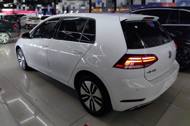 Used Volkswagen Golf Pure Electric 2020 Chari Left Side