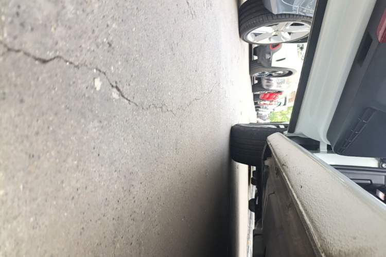 Used Volkswagen Golf Pure Electric 2020 Chari Left Side Sill