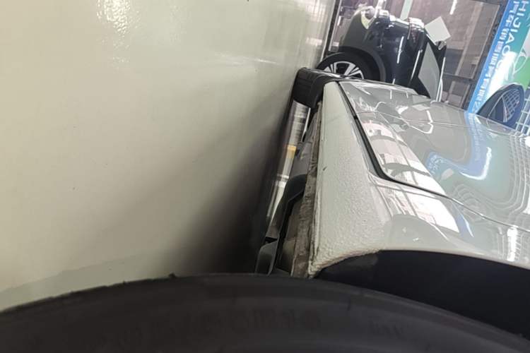 Used Volkswagen Golf Pure Electric 2020 Chari Left Side Sill