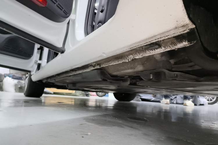 Used Volkswagen Golf Pure Electric 2020 Chari Left Side Sill