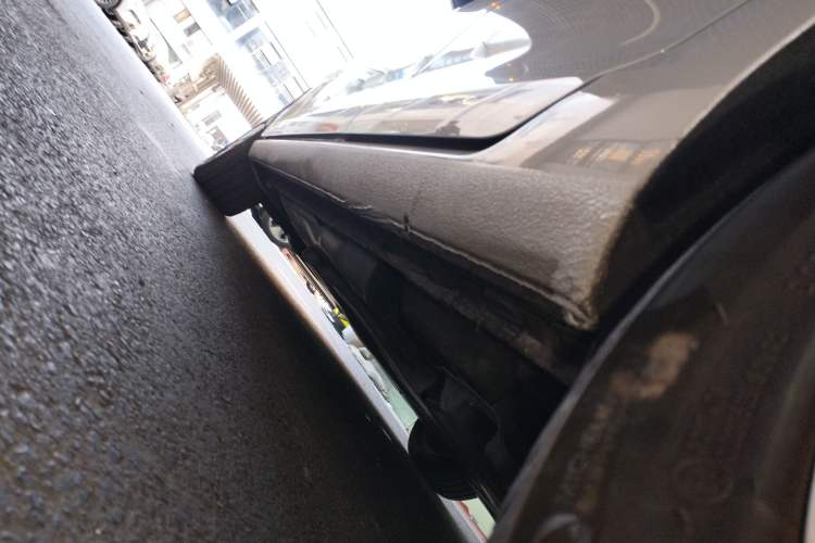Used Volkswagen Golf Pure Electric 2020 Chari Left Side Sill
