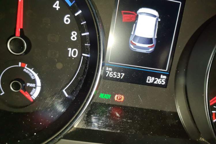 Used Volkswagen Golf Pure Electric 2020 Chari Odometer Close Up