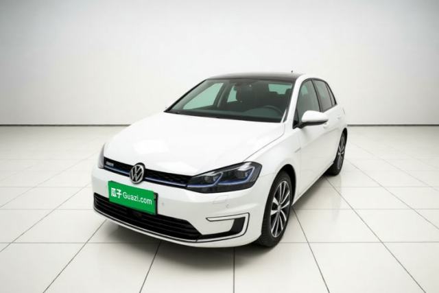 Ojetý Volkswagen Golf Pure Electric 2020 Chari