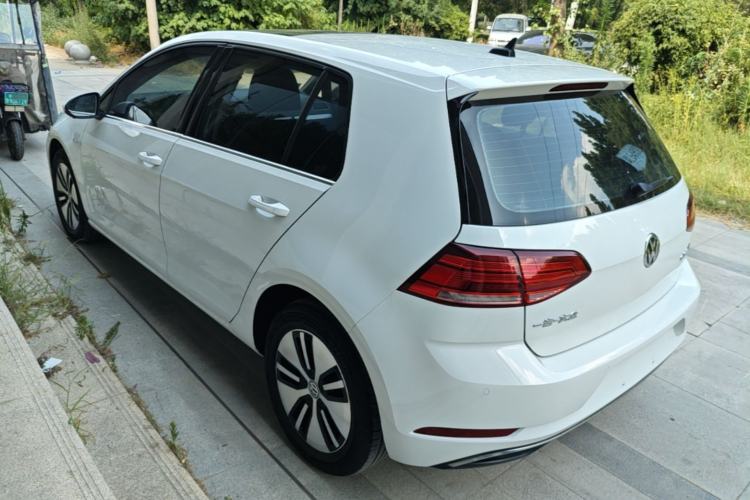 Used Volkswagen Golf Pure Electric 2020 Chari Rear Left 45 Deg