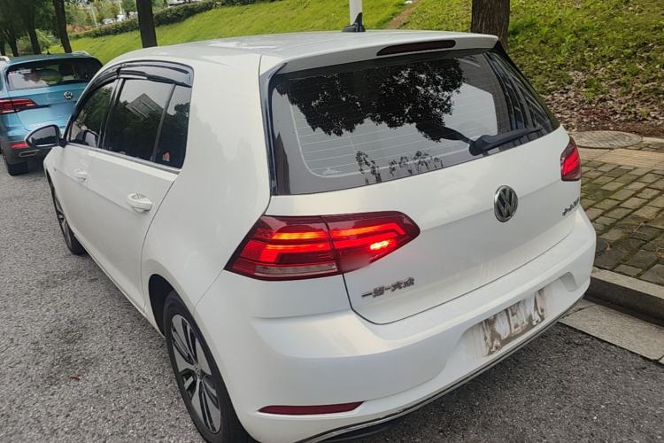 Used Volkswagen Golf Pure Electric 2020 Chari Rear Left 45 Deg