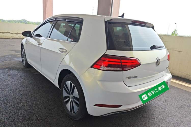 Used Volkswagen Golf Pure Electric 2020 Chari Rear Left 45 Deg