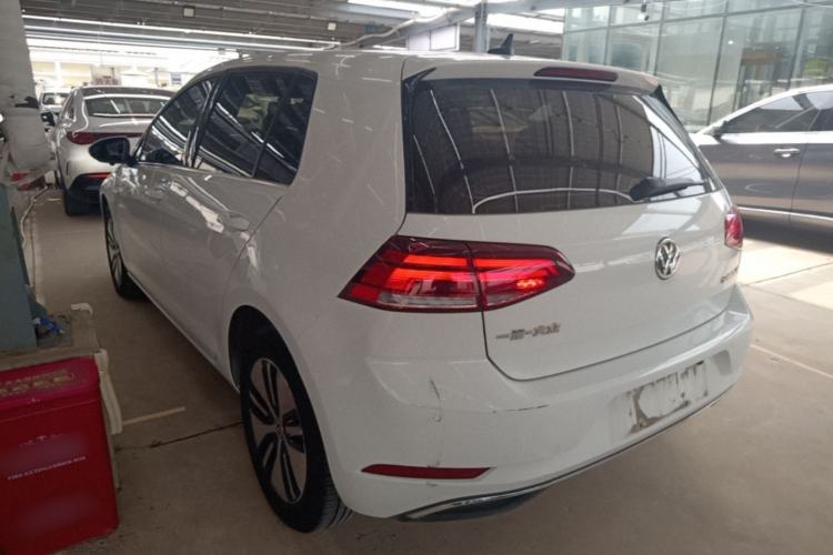 Used Volkswagen Golf Pure Electric 2020 Chari Rear Left 45 Deg