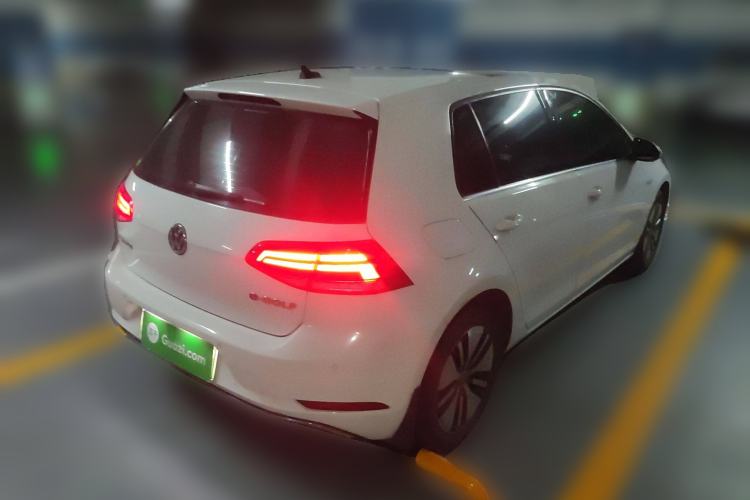 Used Volkswagen Golf Pure Electric 2020 Chari Rear Right 45 Deg
