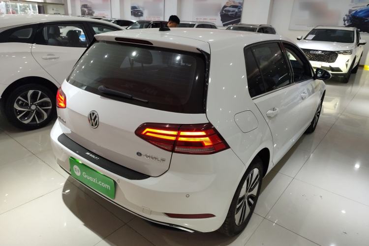 Used Volkswagen Golf Pure Electric 2020 Chari Rear Right 45 Deg