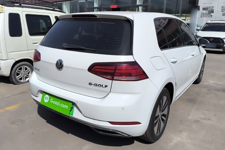 Used Volkswagen Golf Pure Electric 2020 Chari Rear Right 45 Deg
