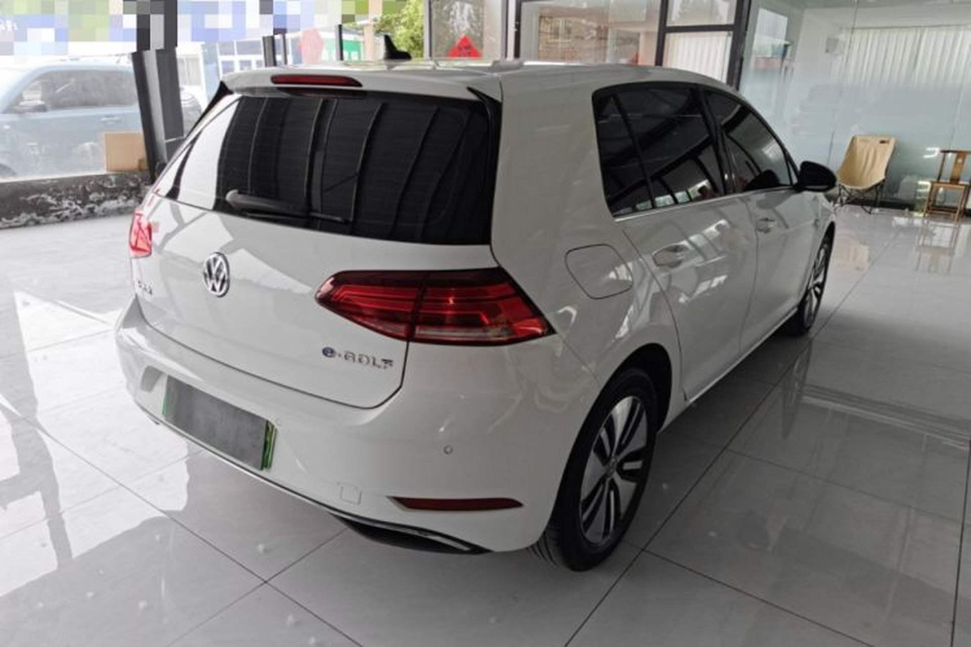 Used Volkswagen Golf Pure Electric 2020 Chari Rear Right 45 Deg
