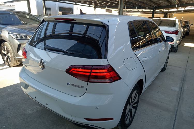 Used Volkswagen Golf Pure Electric 2020 Chari Rear Right 45 Deg