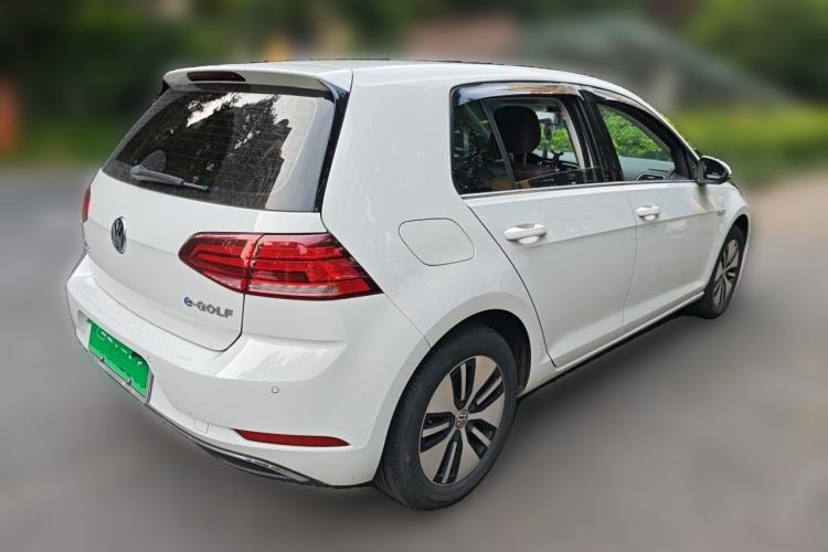 Used Volkswagen Golf Pure Electric 2020 Chari Rear Right 45 Deg