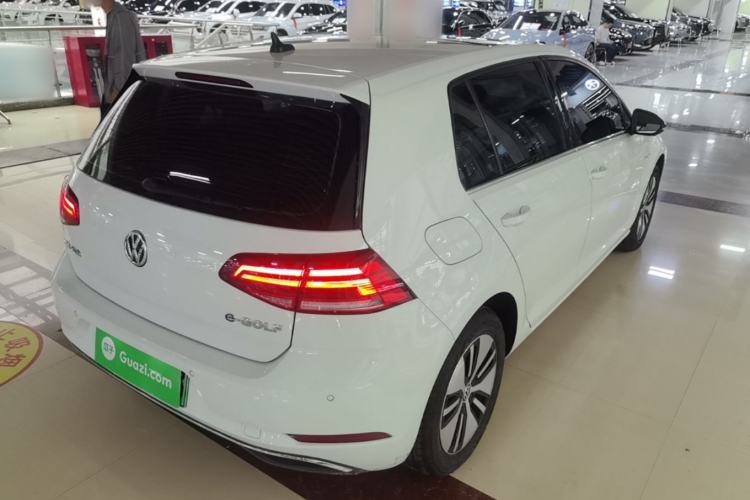 Used Volkswagen Golf Pure Electric 2020 Chari Rear Right 45 Deg