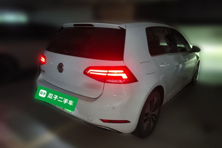Used Volkswagen Golf Pure Electric 2020 Chari Rear Right 45 Deg
