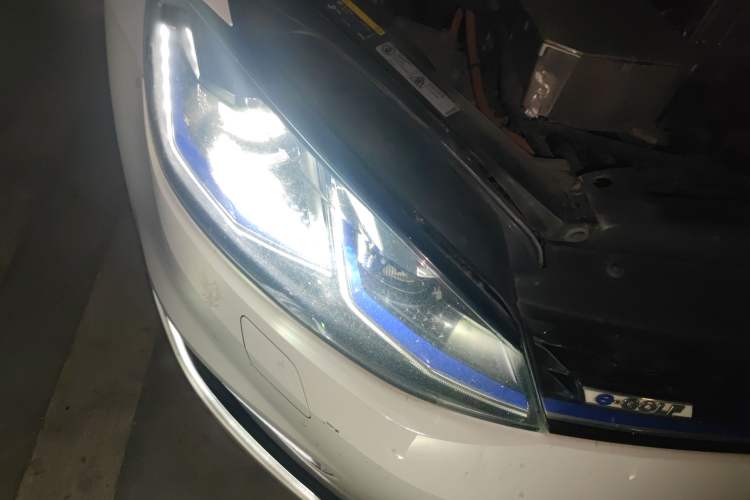 Used Volkswagen Golf Pure Electric 2020 Chari Right Front Headlight