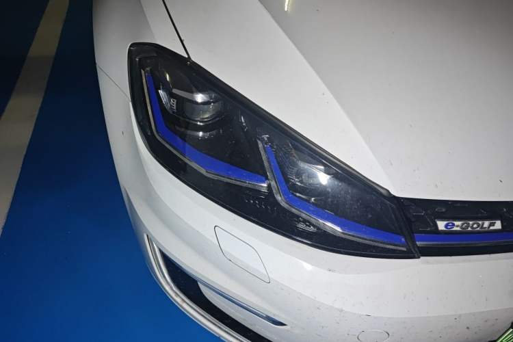 Used Volkswagen Golf Pure Electric 2020 Chari Right Front Headlight