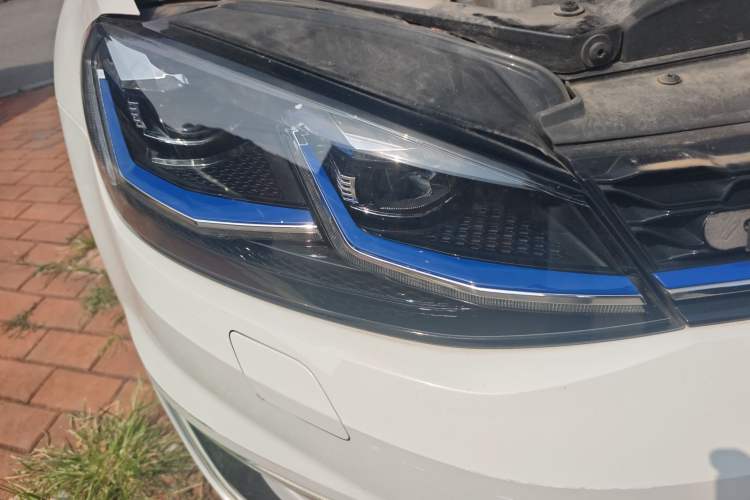 Used Volkswagen Golf Pure Electric 2020 Chari Right Front Headlight