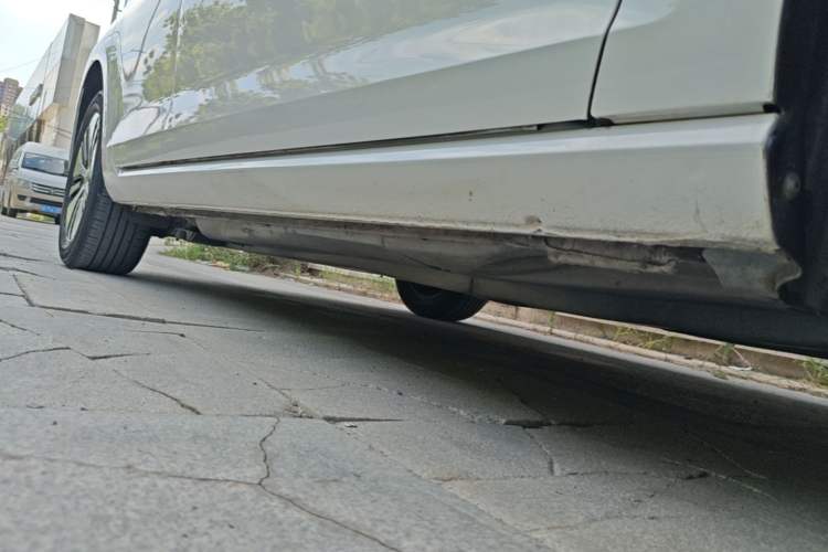 Used Volkswagen Golf Pure Electric 2020 Chari Right Side Sill