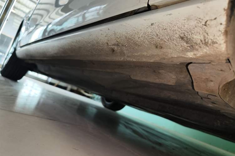 Used Volkswagen Golf Pure Electric 2020 Chari Right Side Sill