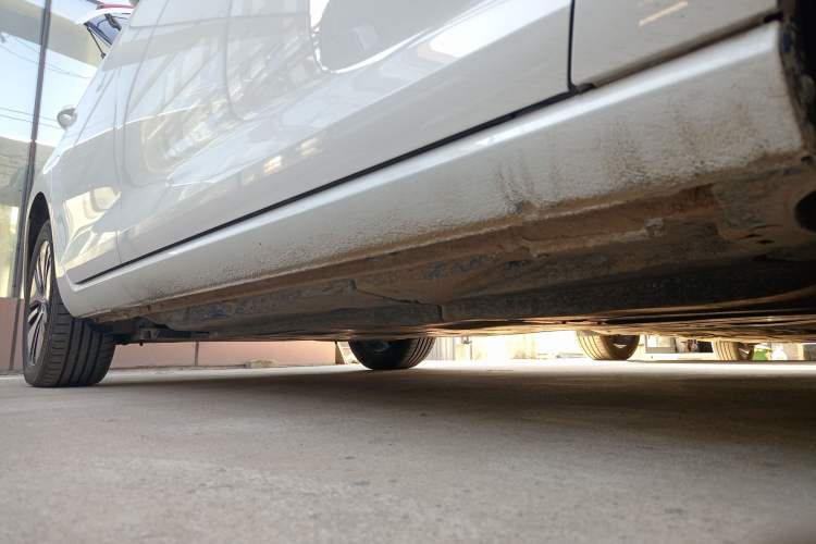 Used Volkswagen Golf Pure Electric 2020 Chari Right Side Sill