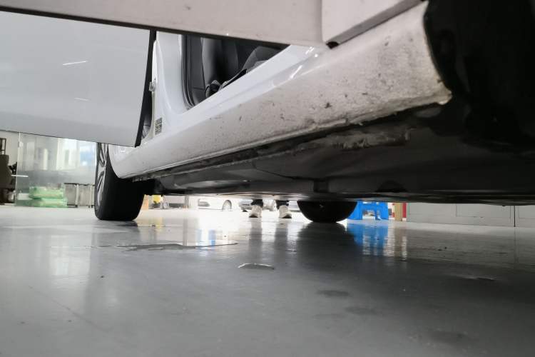 Used Volkswagen Golf Pure Electric 2020 Chari Right Side Sill