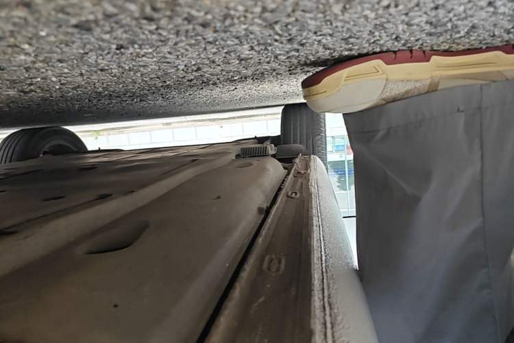 Used Volkswagen Golf Pure Electric 2020 Chari Right Side Sill