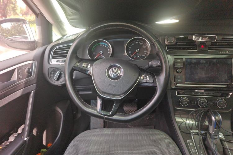 Used Volkswagen Golf Pure Electric 2020 Chari Steering Wheel