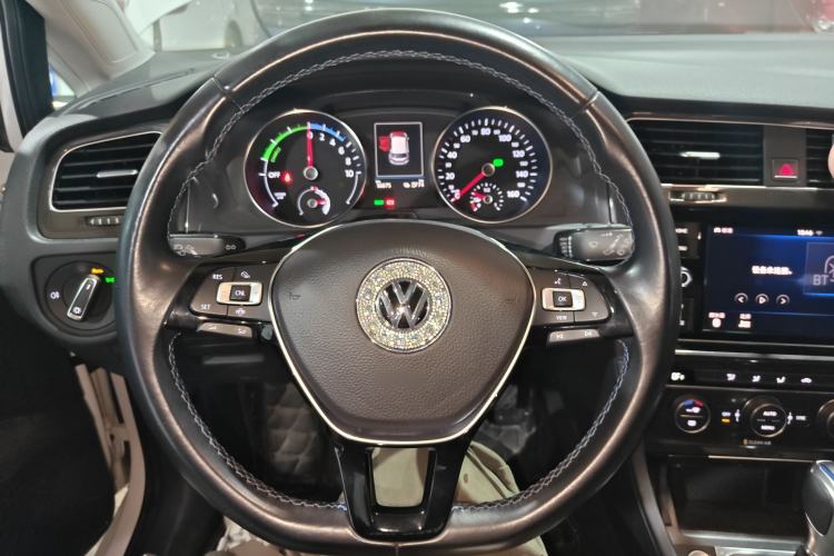 Used Volkswagen Golf Pure Electric 2020 Chari Steering Wheel
