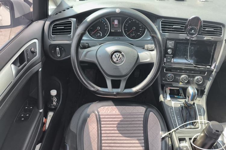 Used Volkswagen Golf Pure Electric 2020 Chari Steering Wheel