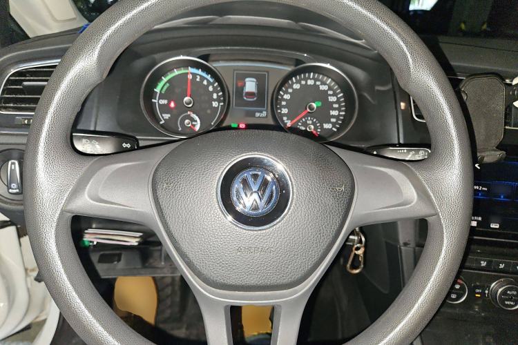 Used Volkswagen Golf Pure Electric 2020 Chari Steering Wheel