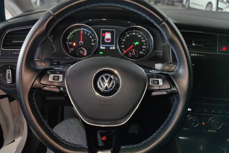 Used Volkswagen Golf Pure Electric 2020 Chari Steering Wheel