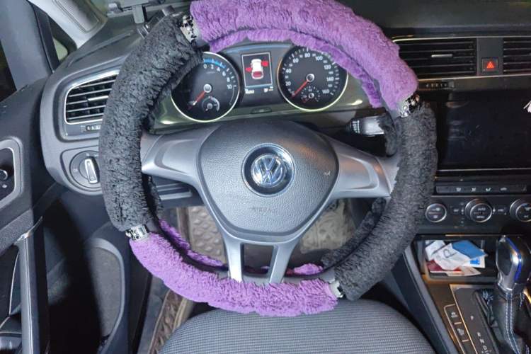 Used Volkswagen Golf Pure Electric 2020 Chari Steering Wheel