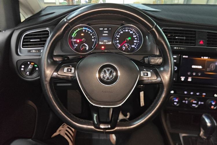 Used Volkswagen Golf Pure Electric 2020 Chari Steering Wheel