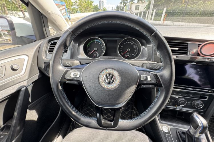 Used Volkswagen Golf Pure Electric 2020 Chari Steering Wheel
