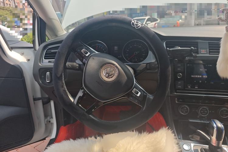 Used Volkswagen Golf Pure Electric 2020 Chari Steering Wheel