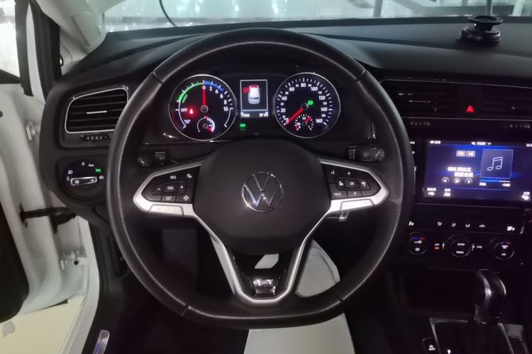 Used Volkswagen Golf Pure Electric 2020 Chari Steering Wheel