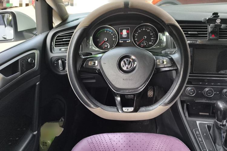 Used Volkswagen Golf Pure Electric 2020 Chari Steering Wheel