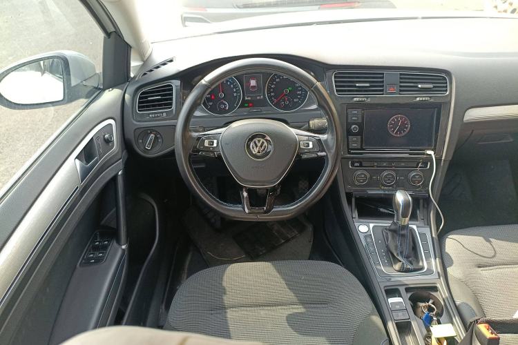 Used Volkswagen Golf Pure Electric 2020 Chari Steering Wheel