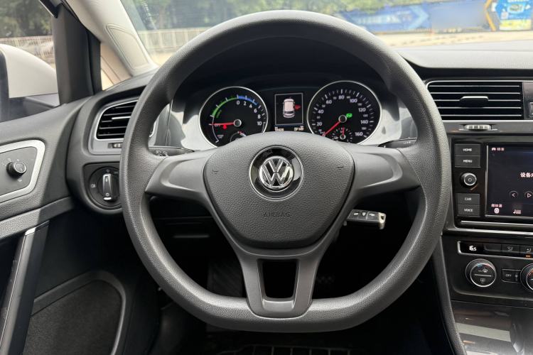 Used Volkswagen Golf Pure Electric 2020 Chari Steering Wheel