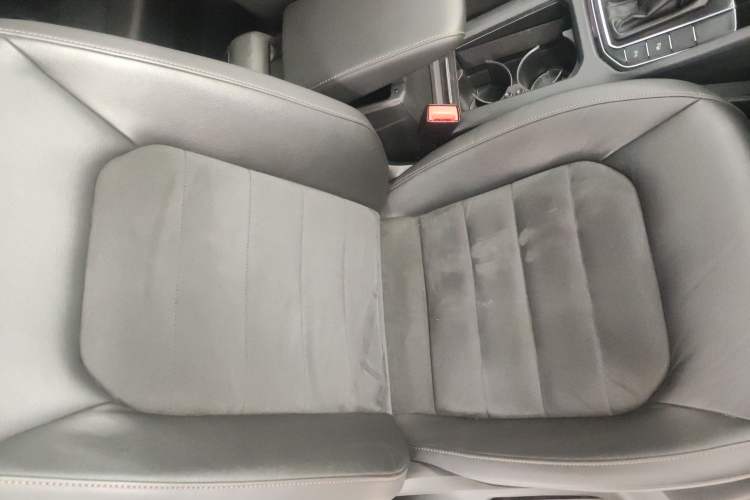 Used Volkswagen Golf Sportsvan 2016 280TSI Automatic Flagship Model Interior 5