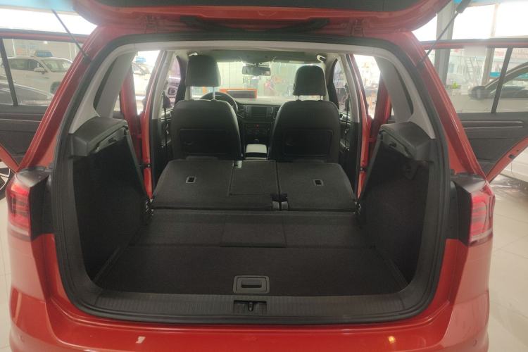 Used Volkswagen Golf Sportsvan 2016 280TSI Automatic Flagship Model Interior 6