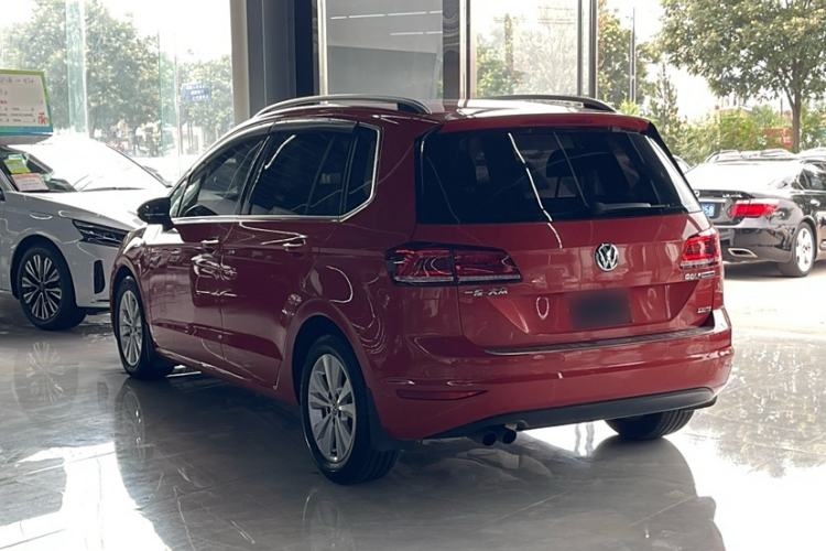 Used Volkswagen Golf Sportsvan 2016 230TSI Automatic Trend Edition Exterior 3
