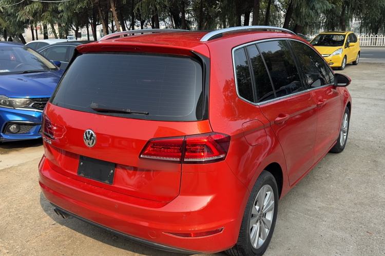 Used Volkswagen Golf Sportsvan 2018 2nd Anniversary Edition 230TSI Automatic Trendy Version Exterior 3